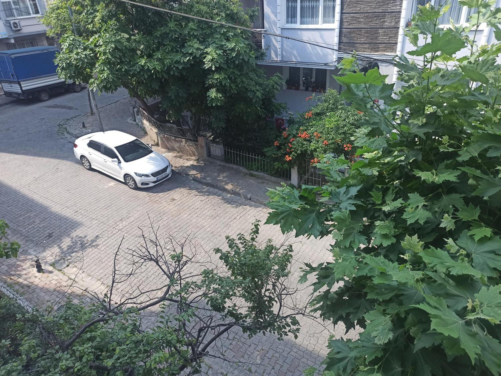 Private Room Close To Merter And Gungoren Textile Center Estambul Exterior foto